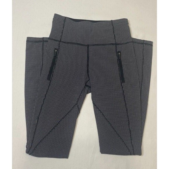 Lululemon Women Run It Out Tight Luxtreme Size 4 Black & White Zipper Pockets - Picture 7 of 7